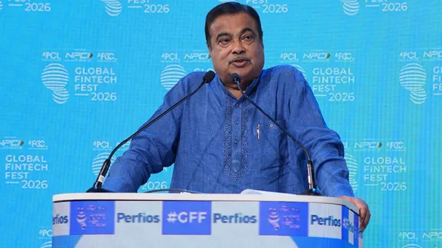 Toll प्लाजा का नया नियम, मार्च 2027 तक लागू होगा बैरियर फ्री रूल; गडकरी ने बताया प्लान