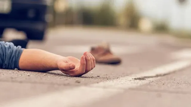 कठुआ के दर्दनाक सड़क हादसा! सरथल में 5 लोगों को लेकर जा रही गाड़ी दुर्घटनाग्रस्त, 2 की मौत; तीन घायल